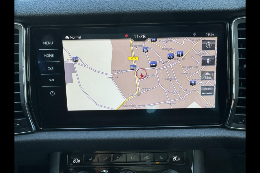 Škoda Kodiaq 1.5 TSI Business Edition Plus Panoramadak Climate Navigatie ParkAssist Achteruirijcamera