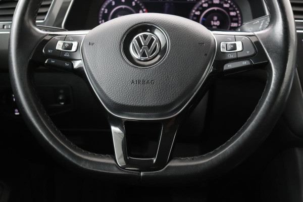 Volkswagen Tiguan 2.0 TSI Allspace 4Motion Highline 7-persoons | Trekhaak | Head-up | 360 Camera | Stoelverwarming | Park Assist