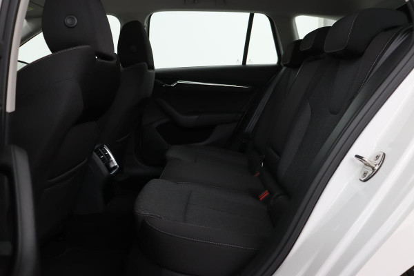 Škoda Octavia 1.4 TSi iV PHEV | Adaptive Cruise | Stoel & Stuurverwarming | Carplay | Full LED | PDC | Climate control