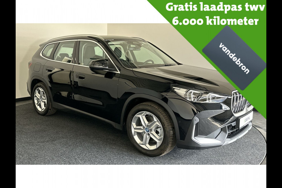 BMW iX1 xDrive30 Launch Edition | Comfort Pack Harman Kardon | Premium Pack | 18" LMV | LED | € 485,- per maand | 6.000 km GRATIS laden*