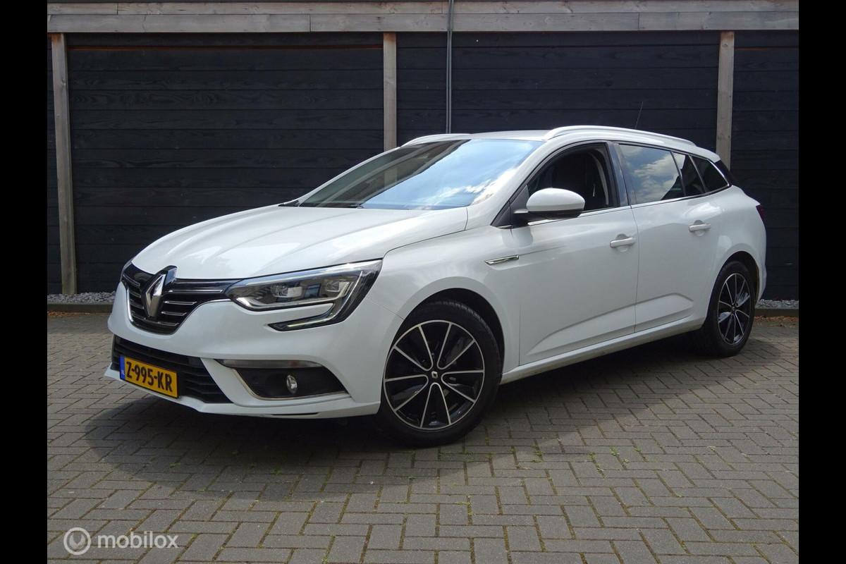 Renault Mégane Estate 1.2 TCe 132 PK Bose 17" / R-Link full map navigatie / Half Leder / Headup displ.