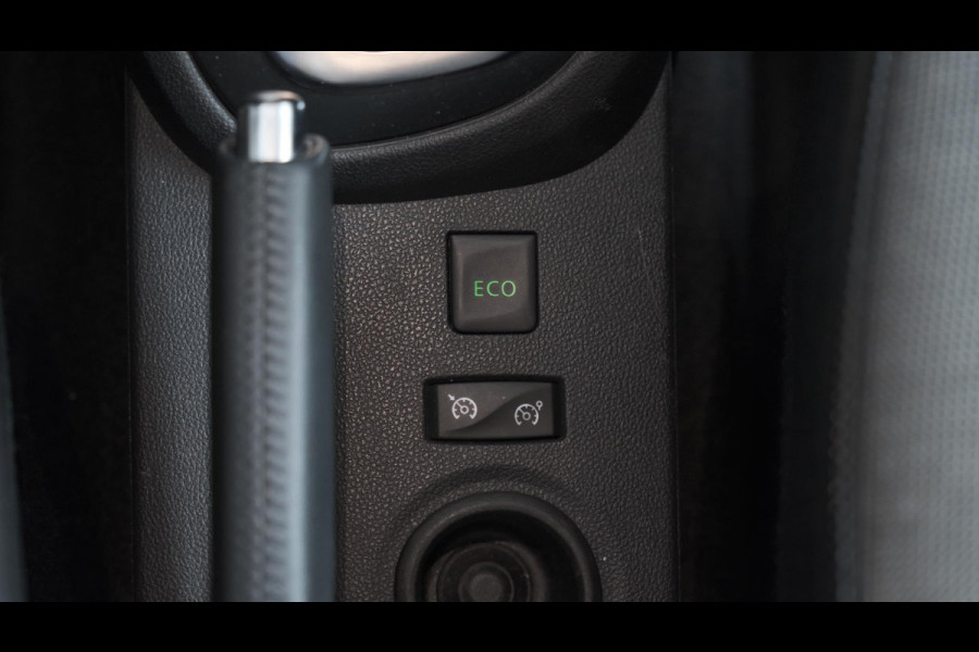 Renault Captur TCe 150 EDC Intens | Camera | Dodehoekdetectie | Navigatie R-Link | Parkeersensoren