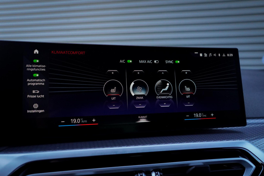 BMW 3 Serie Touring 320e / LCI / Pano / Live Cockpit / 19'' / Incl BTW / Memory / HUD
