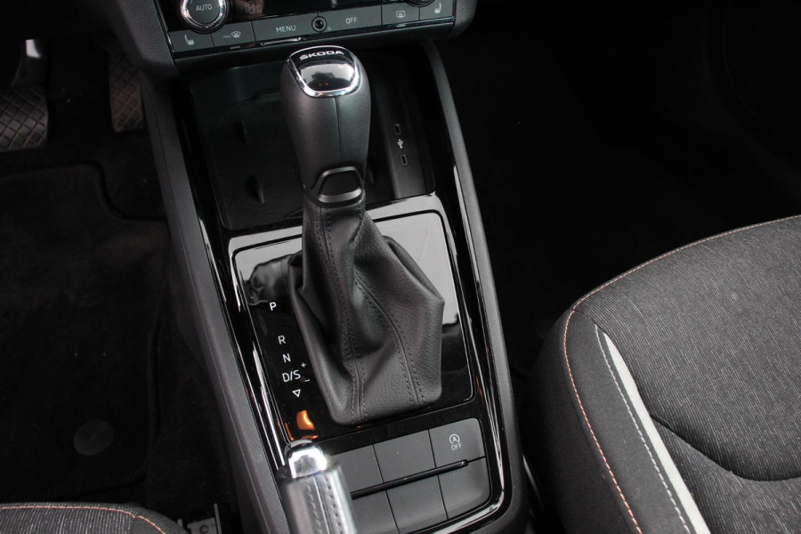 Škoda Kamiq 1.0 TSI DSG Style | Navigatie | Apple Carplay/Android Auto | Virtual Cockpit | Lane Assist | 17 Inch Lichtmetalen Velgen | DAB |