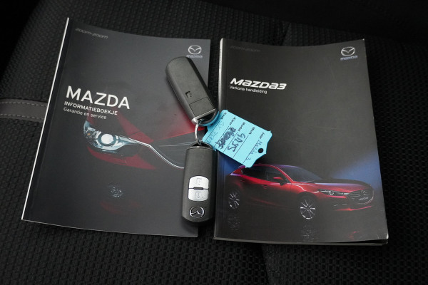 Mazda 3 BWJ 2018 / 120 PK 2.0 SkyActiv-SkyLease / Clima / Navi / Trekhaak / Cruise / Stoelverwarming / Privacy Glass / LMV / PDC /