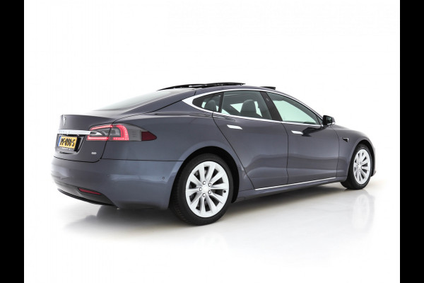 Tesla Model S 235 Kw Base [ 3-Fase ] (INCL-BTW) *PANO | AUTO-PILOT | KEYLESS | FULL-LED | 1/2-LEATHER | NAVI-FULLMAP | SURROUND-VIEW | APP-CONNECT | LANE-ASSIST | DIGI-COCKPIT | DAB | SPORT-SEATS | 19"ALU