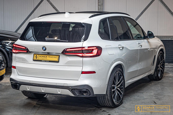 BMW X5 XDrive45e High Executive M-sport B&W Pano Full option