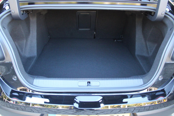 Citroën C4 X 1.2 130PK AUTOMAAT SHINE | LEDEREN BEKLEDING | MASSAGE STOELEN | STOEL/VOORRUIT/STUUR VERWARMING | ELEKTRISCH VERSTELBARE STOEL | DRAALOZE TELEFOONLADER | ELEKTRISCH BEDIENBARE ACHTERKLEP | KEYLESS ENTRY/START | NAVIGATIE 10" TOUCHSCREEN | APPLE CARPLAY/ANDROID AUTO | ACHTERUITRIJ CAMERA | CLIMATE CONTROL | LICHTMETALEN VELGEN 18" | FULL LED KOPLAMPEN | HEAD UP DISPLAY | NIEUWE AUTO! |