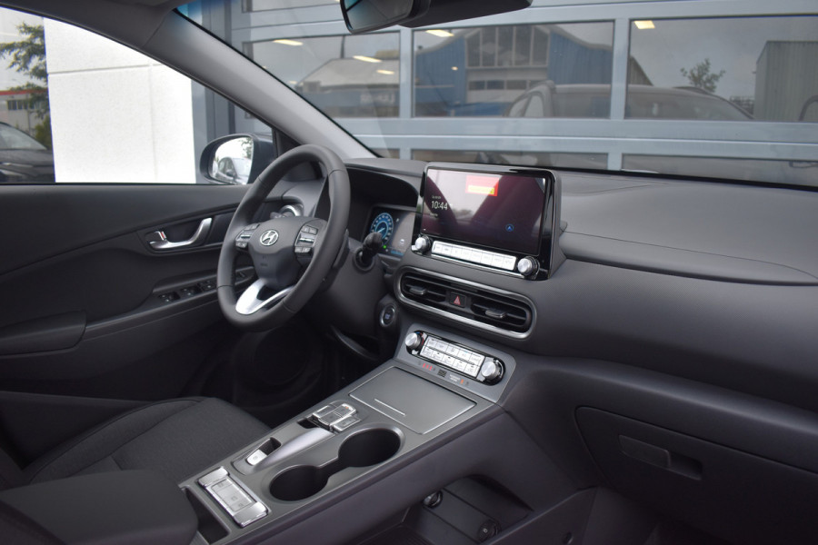 Hyundai Kona EV Business 64 kWh Van 48.430,- Voor 38.495,-