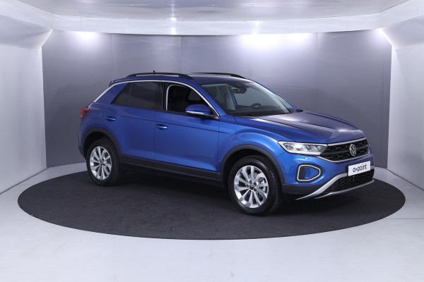 Volkswagen T-Roc Life Edition 1.0 85 kW / 115 pk TSI SUV 6 versn. H and