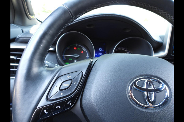 Toyota C-HR 1.8 Hybrid Bi-Tone Plus NAVI/CAMERA/LED/JBL/18"LMV!