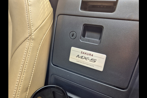 Mazda MX-5 1.5 SkyActiv-G 131 Sakura | Leder | Navi | Clima | Android/Apple Carplay