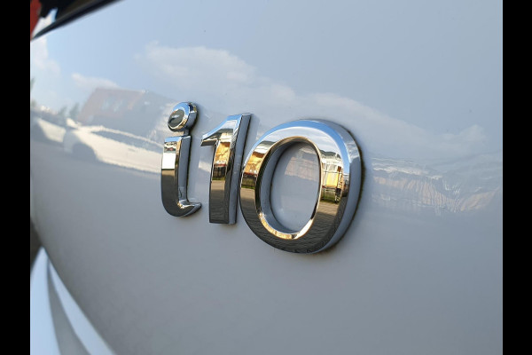 Hyundai i10 1.2 AUTOMAAT / 4 CIL. 88 PK / 31.000 KM / NWE BEURT + APK / LM-VELGEN / AIRCO IJSKOUD / GOEDE BANDEN / 100% RIJKLAAR !