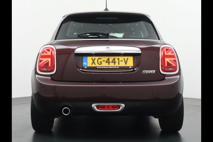 MINI Mini 1.5 Cooper Chili| RIJKLAARPRIJS + 12mnd BOVAG GARANTIE | HARMAN KARDON| LEER| HEAD-UP| ELEK. PANO|