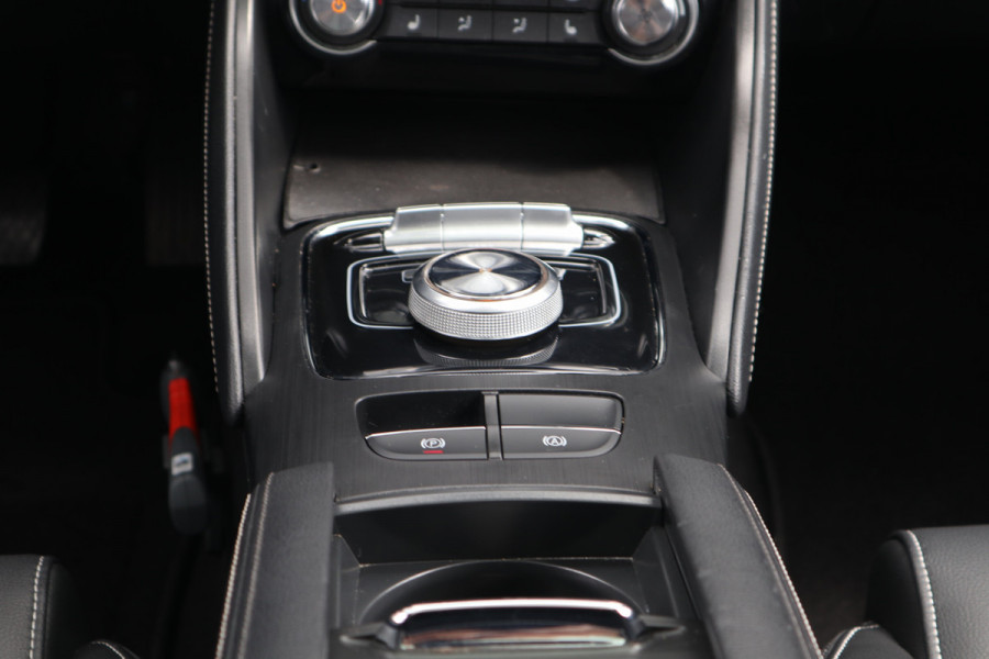 MG ZS EV Luxury 45 kWh PANODAK | LEDER | P-CAMERA