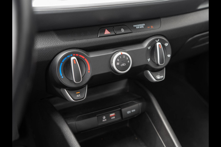 Kia Stonic 1.0 T-GDi DynamicLine | Navigatie | Apple / Android auto | Airco |