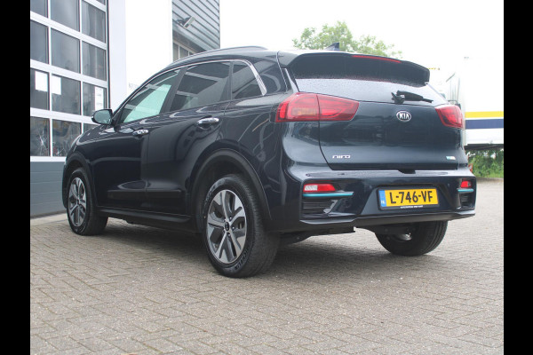 Kia e-Niro ExecutiveLine 64 kWh | Leder | LED | Adapt. Cruise | Clima | Navi | Camera | Schuif-/ Kanteldak