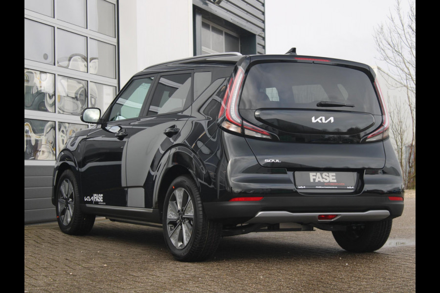 Kia e-Soul DynamicLine 64 kWh | Navi| Camera | Clima | LED | CarPlay | Subsidie € 2.000,- *