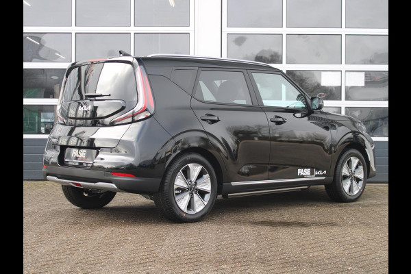 Kia e-Soul DynamicLine 64 kWh | Navi| Camera | Clima | LED | CarPlay | Subsidie € 2.000,- *