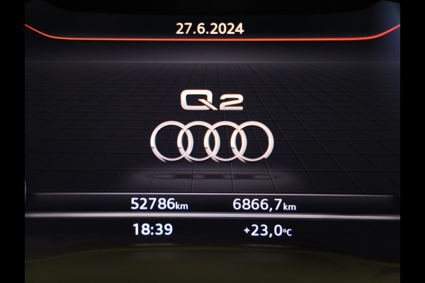 Audi Q2 35 TFSI BLACK EDITION S Line / AUT / Acc / B & O / Lane Assist / Dode Hoek Detectie / Digital Cockpit / Open Pano / Matrix