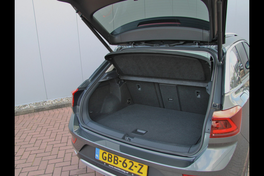 Volkswagen T-Roc 1.0 TSI 110PK Style | Pano dak | Navigatie