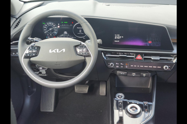 Kia Niro EV DynamicPlusLine 64.8 kWh | Direct beschikbaar | Stoel-/stuurverwarming | Schuif-/kanteldak | Head-up display| LED | Clima | Navi | Carplay