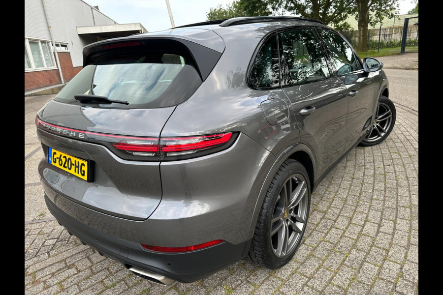 Porsche Cayenne 3.0 TURBO S 476PK PLUG E-Hybrid 2019 NEW MODEL PANO LUX NAP