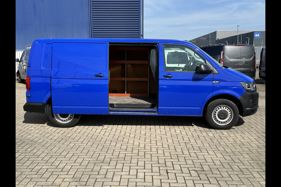 Volkswagen Transporter 2.0 TDI 102pk Euro6 L2H1 Trekhaak/cruise control/navigatie systeem