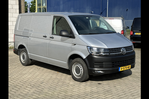 Volkswagen Transporter 2.0 TDI 150PK Euro6 L1H1 Comfortline Cruise control/trekhaak/navi