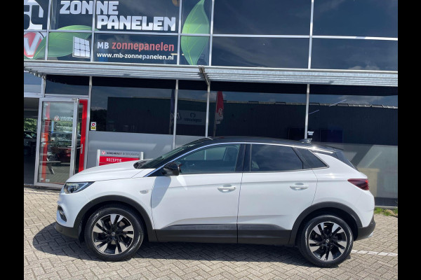 Opel Grandland X 1.2 Turbo Business Executive