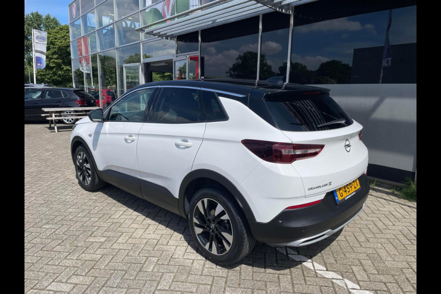 Opel Grandland X 1.2 Turbo Business Executive