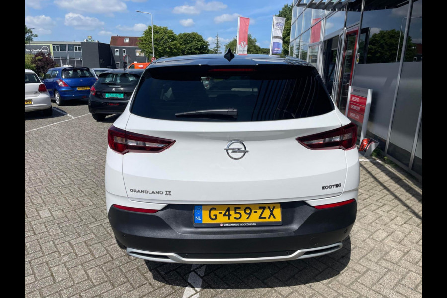 Opel Grandland X 1.2 Turbo Business Executive