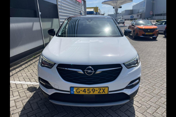 Opel Grandland X 1.2 Turbo Business Executive