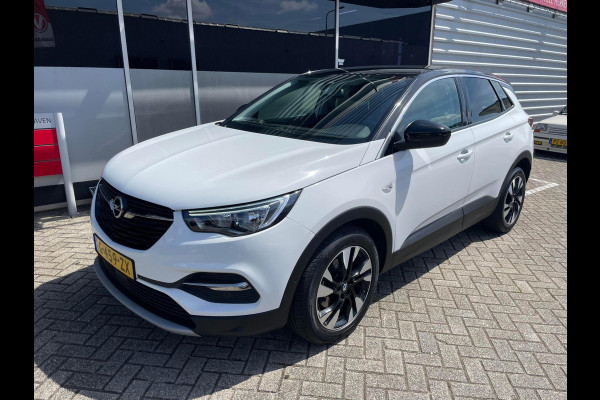 Opel Grandland X 1.2 Turbo Business Executive