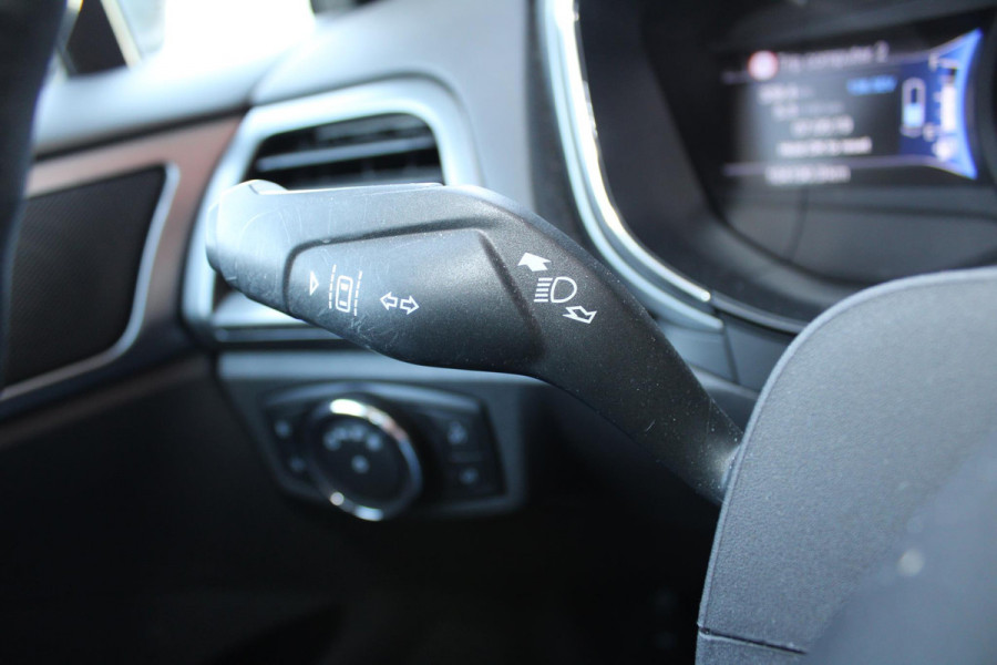 Ford Mondeo 2.0 IVCT HEV Titanium | Climate Control | Navigatie | Cruise Control | Lichtmetalen Velgen