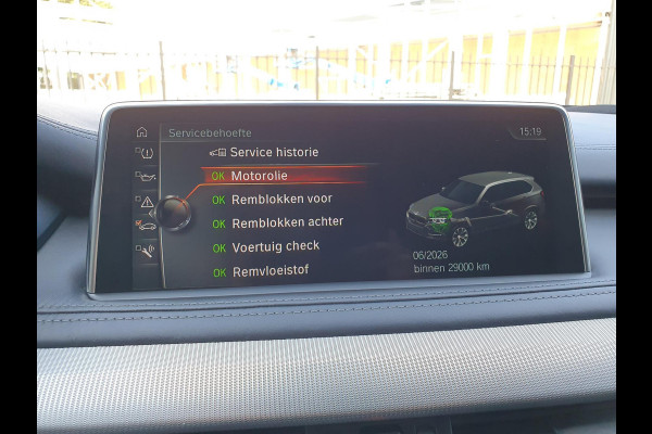 BMW X5 M / 60.000 KM !!! / NWE BEURT, REMMEN, BANDEN & ACCU / APPLE CARPLAY / LEDER + MEMORY / ''22 LM-VELGEN / HUD / H-K / PANO !