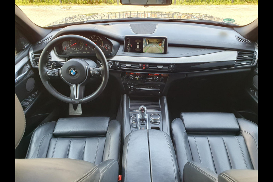 BMW X5 M / 60.000 KM !!! / NWE BEURT, REMMEN, BANDEN & ACCU / APPLE CARPLAY / LEDER + MEMORY / ''22 LM-VELGEN / HUD / H-K / PANO !