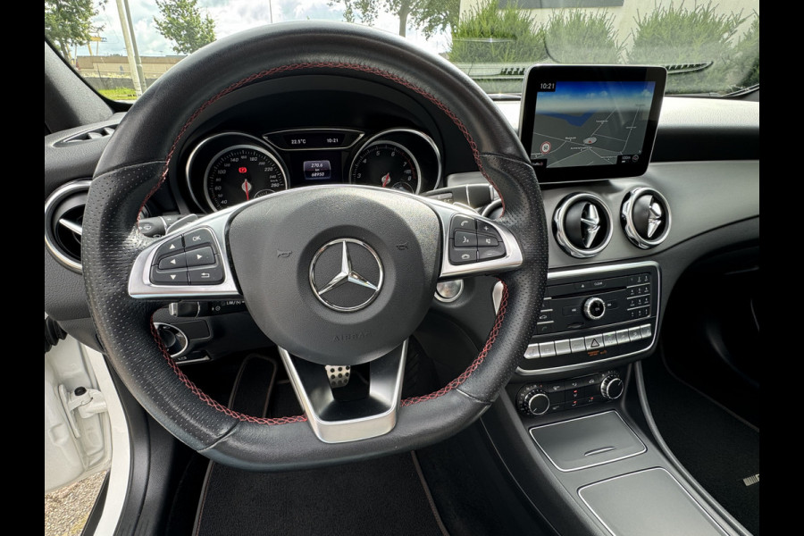 Mercedes-Benz GLA 220 4MATIC AMG, Harman/Kardon, Panoramadak, Winter wielen 19", DAB, Trekhaak, . Een proefrit levert het bewijs. Neem contact op en we maken een afspraak!