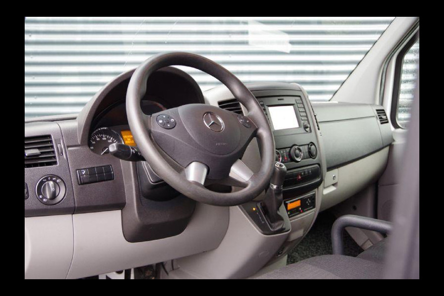 Mercedes-Benz Sprinter 519 3.0 CDI V6 3P, BAKWAGEN/LAADKLEP, AUT. DUBBEL LUCHT, CAMERA, NAVI, AIRCO, ZIJDEUR,