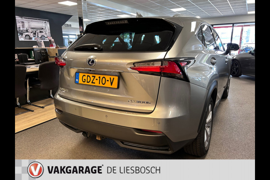 Lexus NX 300h AWD Luxury Line |Leder |Mark Levinson | 360 camera | stoel-koeling | trekhaak