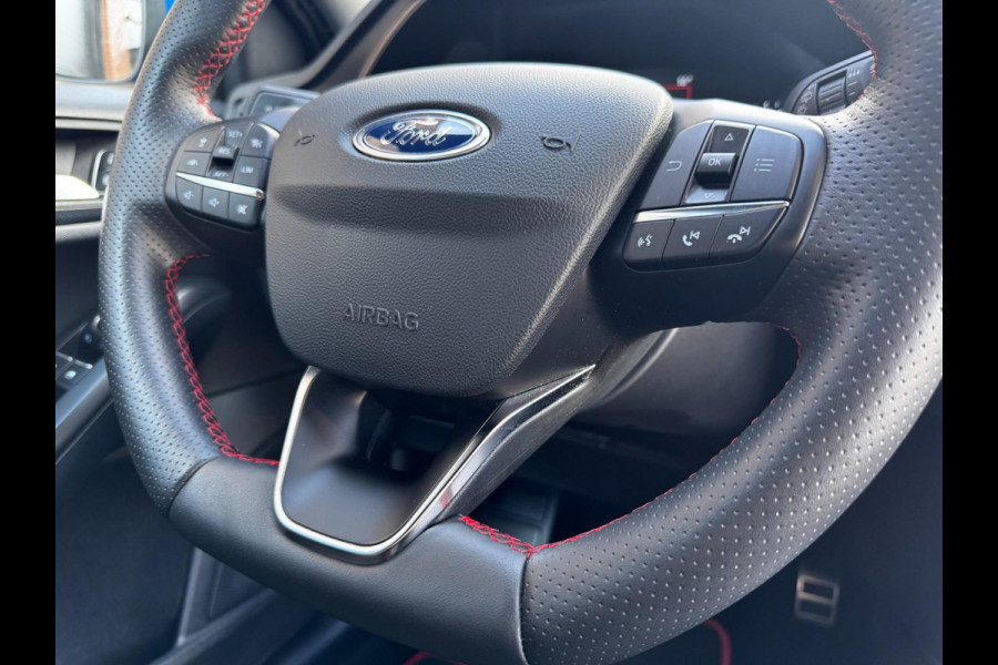 Ford Focus 1.5 EcoBoost ST Line Business / 180 PK / Automaat / Navigatie + Camera / Stoel + Stuurverwarming / Climate Control
