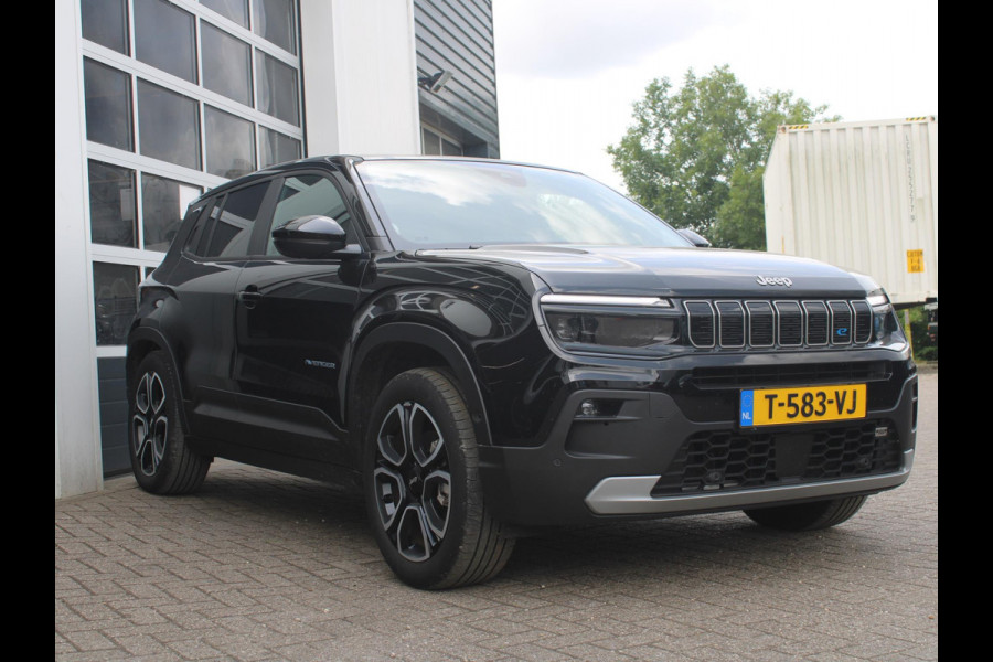 Jeep Avenger 1st Edition 54 kWh | Navi | Clima | Adapt. Cruise | Elektr. a-klep | Apple Carplay | 18" | Winter Pack | PDC | Camera |