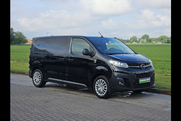 Opel Vivaro 1.5 CDTI L2H1 Edition Navi 120Pk NAP Airco 1e Eigenaar Euro6!