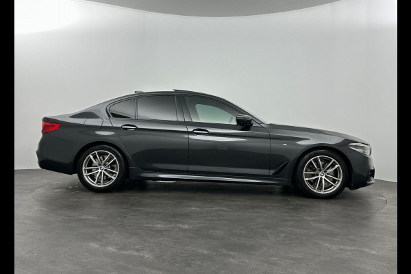 BMW 5 Serie 520d xDrive M Sport ACC 360 H&K Dakraam