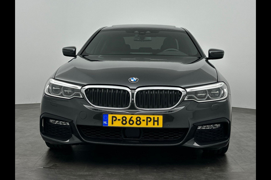 BMW 5 Serie 520d xDrive M Sport ACC 360 H&K Dakraam