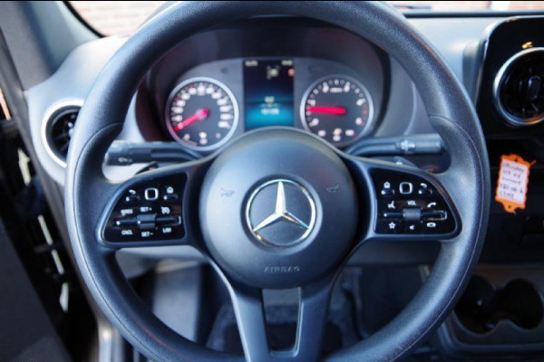 Mercedes-Benz Sprinter 319 3.0 CDI V6 L2H2 AUT. LED, MBUX 10,25'', STANDKACHEL, CAMERA, NAVI, CRUISE, CLIMA, PARKEERSENSOREN, STOELVERWARMING