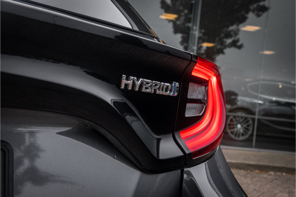 Toyota Yaris 1.5 Hybrid Dynamic Plus - Camera - Stoelverwarming