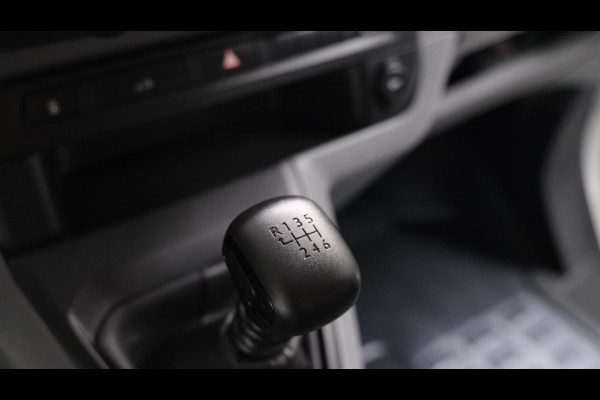Peugeot Expert 2.0 BlueHDI 120 Long Pro | Trekhaak | Betimmering Laadruimte | Navigatie | Parkeersensoren | Apple Carplay