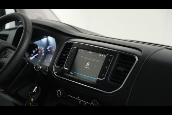 Peugeot Expert 2.0 BlueHDI 120 Long Pro | Trekhaak | Betimmering Laadruimte | Navigatie | Parkeersensoren | Apple Carplay