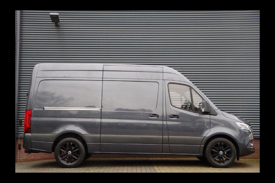 Mercedes-Benz Sprinter 319 3.0 CDI V6 L2H2 AUT. 2X SCHUIFDEUR, LED, MBUX 10'', 3.5T TREKHAAK, CAMERA, NAVI, CRUISE, CLIMA, PDC